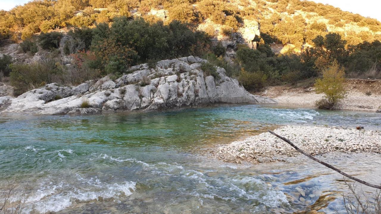 Gites Du Combeau Saint-Maurice-dʼIbie Exteriör bild