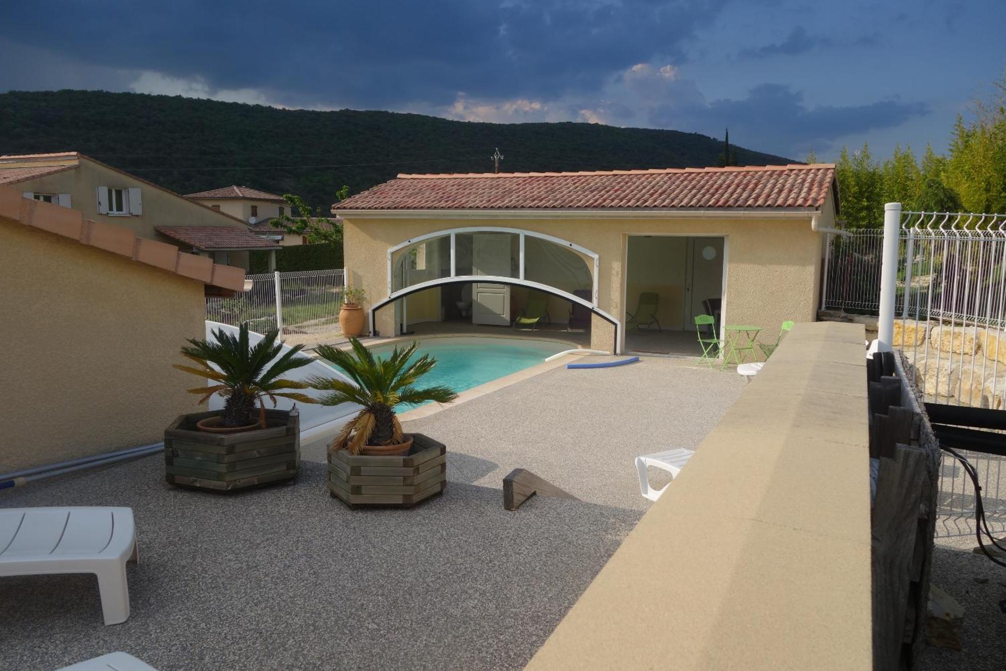 Gites Du Combeau Saint-Maurice-dʼIbie Exteriör bild